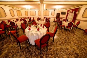 Decor sala restaurant Equinoxe Royal Reghin